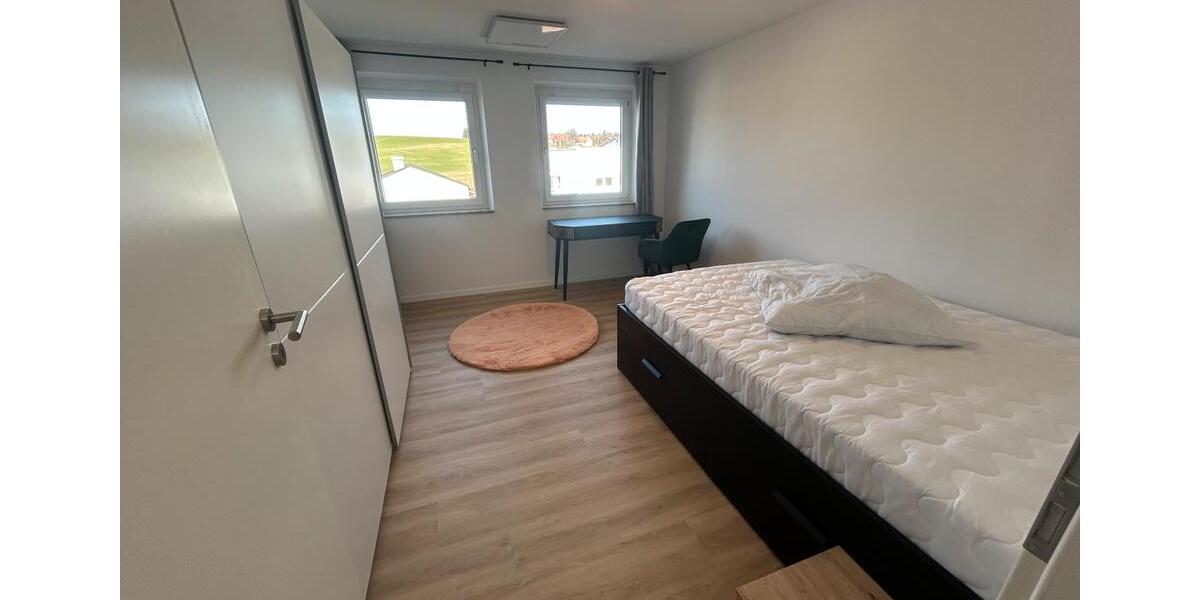 Wohnen auf Zeit Waltenhofen - 5 Zimmer, 14 m&sup2;, 570&euro; | Angebot:26198437
