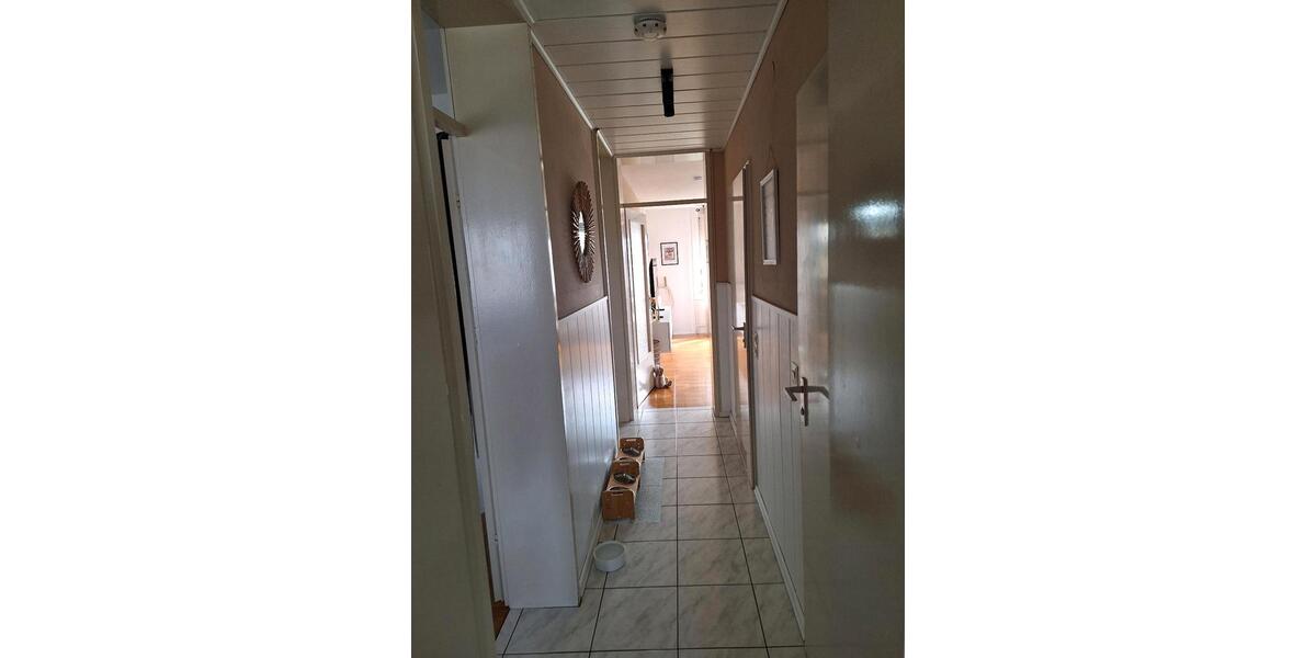 Etagenwohnung Rheinau - 4 Zimmer, 94 m&sup2;, 1.100&euro; | Angebot:25935940