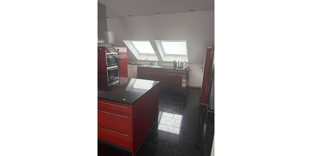 Etagenwohnung Saarbrücken Brebach-Fechingen - 3 Zimmer, 110 m&sup2;, 950&euro; | Angebot:26804260