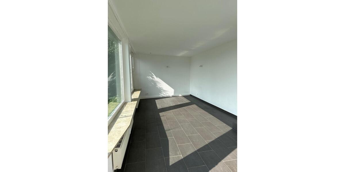 Erdgeschoßwohnung Waiblingen Beinstein - 3 Zimmer, 120 m&sup2;, 1.500&euro; | Angebot:23328811