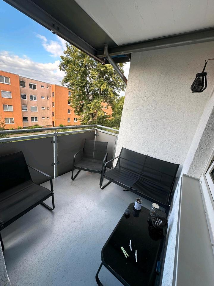 Helle 3,5 Zi. Wohnung, EBK, Balkon in WOB-Detmerode zu vermieten