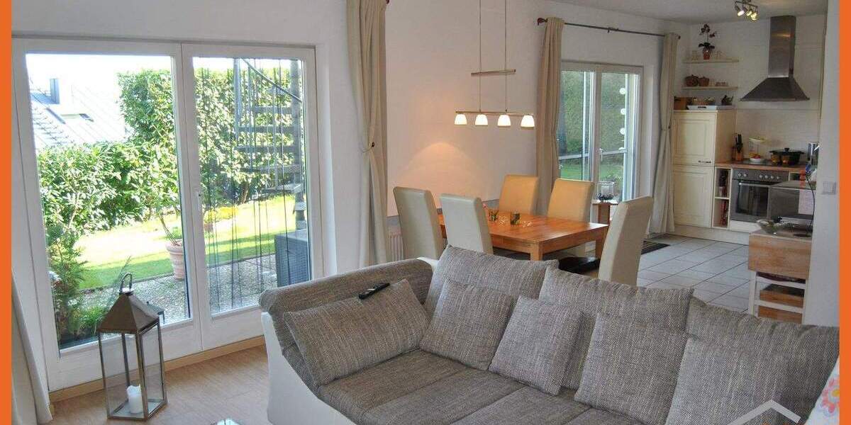 3 ZKB, Terrasse, Abstellk., EBK Bad m Wa u Du, Für einen Single oder Paar 3 zimmer