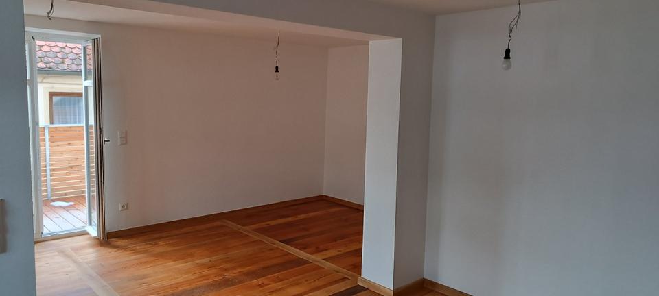 Etagenwohnung Oettingen in Bayern - 3 Zimmer, 98 m&sup2;, 1.200&euro; | Angebot:24875628