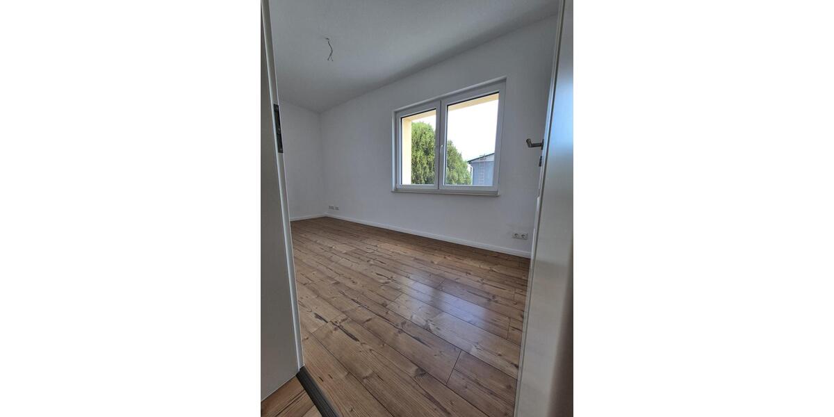 Etagenwohnung Neuburg - 4 Zimmer, 108 m&sup2;, 1.299&euro; | Angebot:26034234
