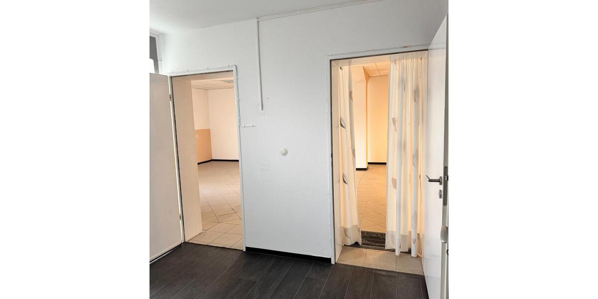 Gewerbeobjekt Beverungen - 700&euro; | Angebot:26679824