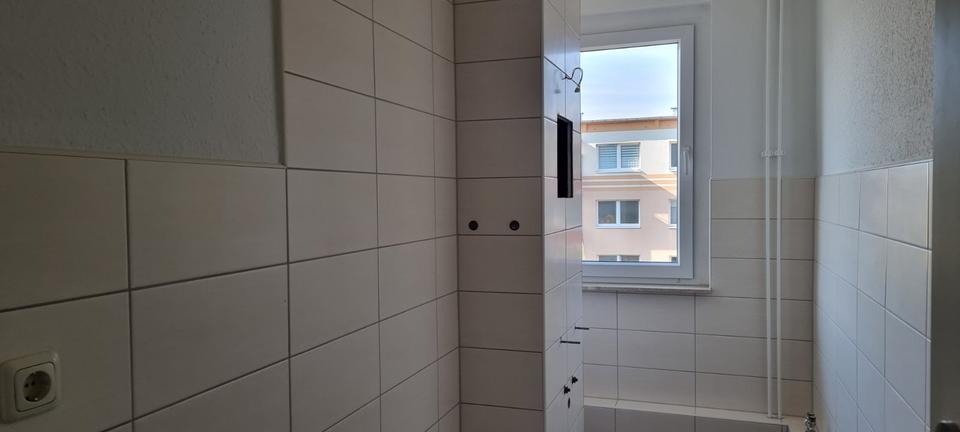 Etagenwohnung Malchin - 2 Zimmer, 49 m&sup2;, 300&euro; | Angebot:25805177