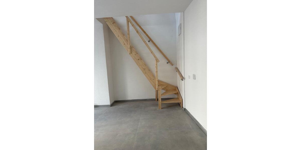 Etagenwohnung Lauingen (Donau) - 2 Zimmer, 80 m&sup2;, 1.150&euro; | Angebot:25619481