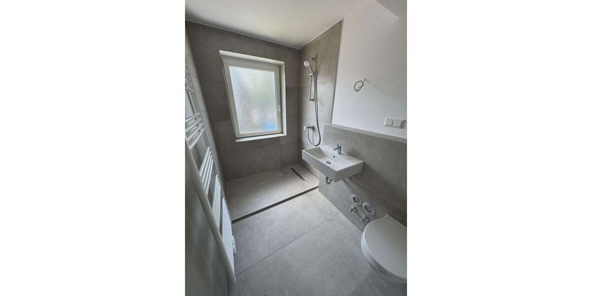 Etagenwohnung Krefeld Uerdingen - 2 Zimmer, 67 m&sup2;, 770&euro; | Angebot:26928867