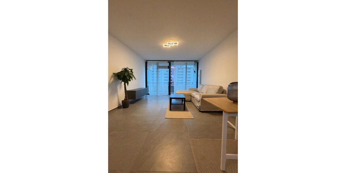 Etagenwohnung Wiesbaden Biebrich - 2 Zimmer, 65 m&sup2;, 1.300&euro; | Angebot:26547117