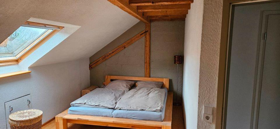 Dachgeschoßwohnung Hirschberg an der Bergstraße - 2 Zimmer, 52 m&sup2;, 750&euro; | Angebot:25821684