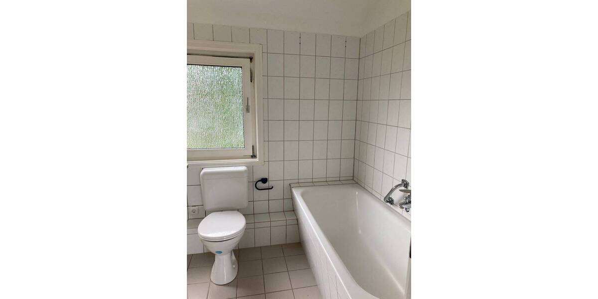 Etagenwohnung Salzgitter Lebenstedt - 2 Zimmer, 51 m&sup2;, 310&euro; | Angebot:26190125