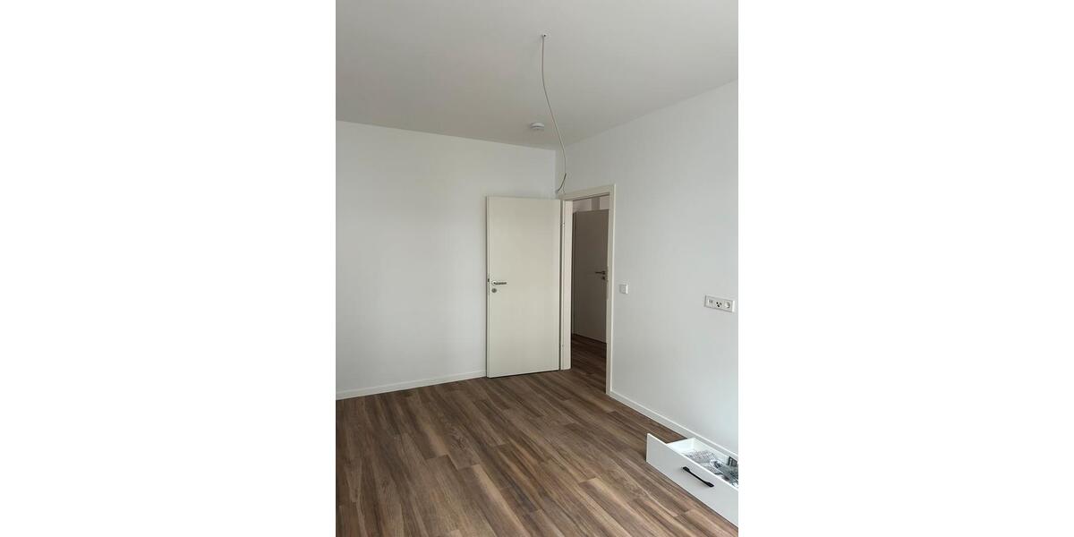 Erdgeschoßwohnung Mannheim Herzogenried - 4 Zimmer, 110 m&sup2;, 1.350&euro; | Angebot:25716848