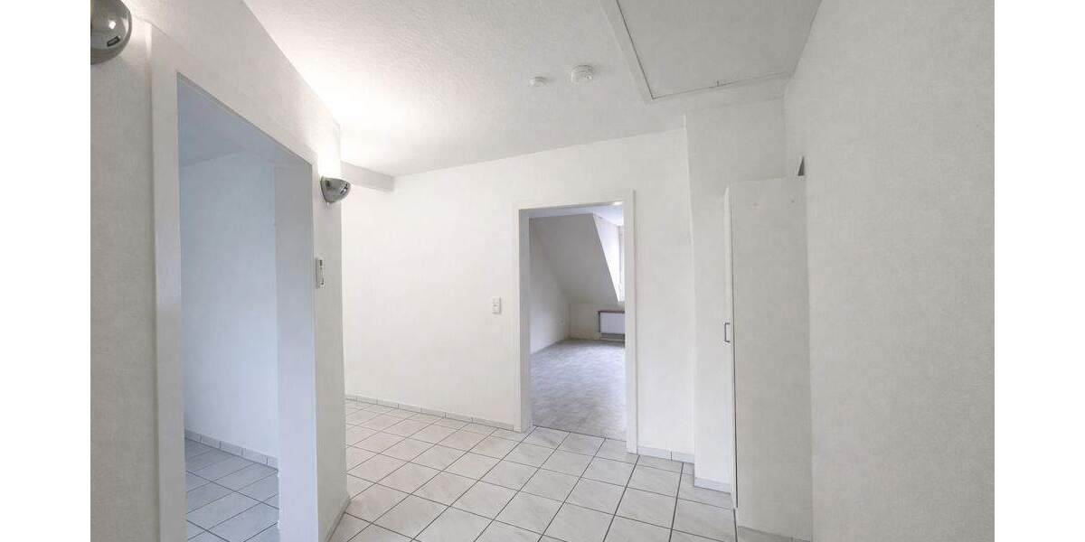 Etagenwohnung Mannheim Quadrate - 4 Zimmer, 95 m&sup2;, 1.050&euro; | Angebot:25678093