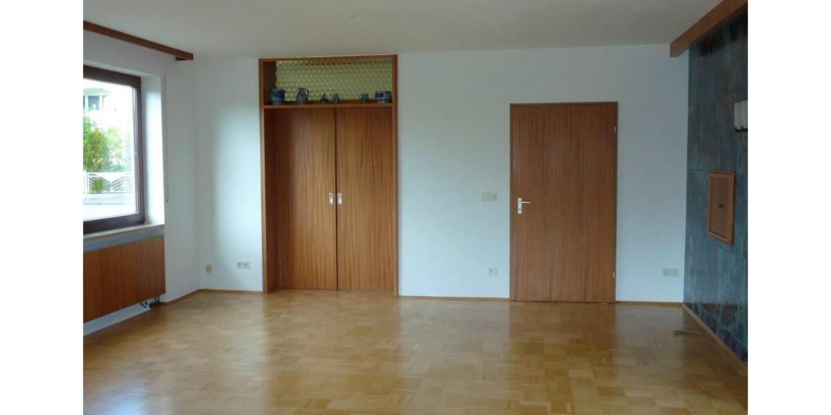 Erdgeschoßwohnung Röttenbach - 3 Zimmer, 144 m&sup2;, 1.050&euro; | Angebot:26129638