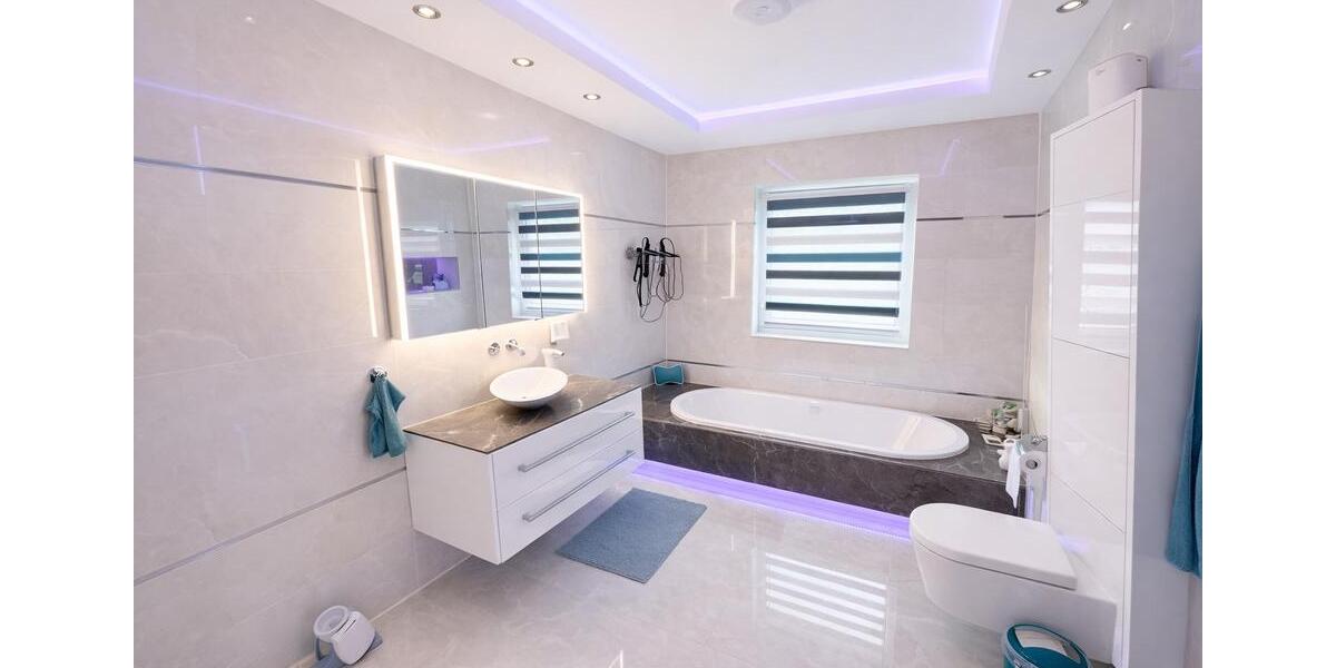 Exklusive Neubauwohnung, EBK, Terrasse, Smart Home 4 zimmer