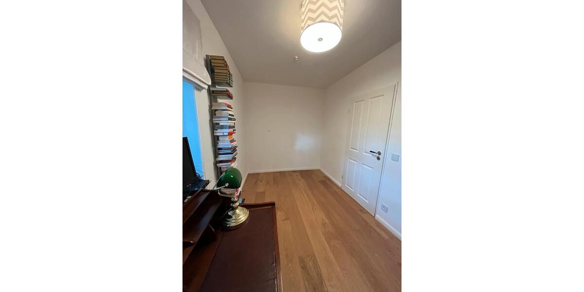 Etagenwohnung Königstein im Taunus - 4 Zimmer, 130 m&sup2;, 2.280&euro; | Angebot:25945191