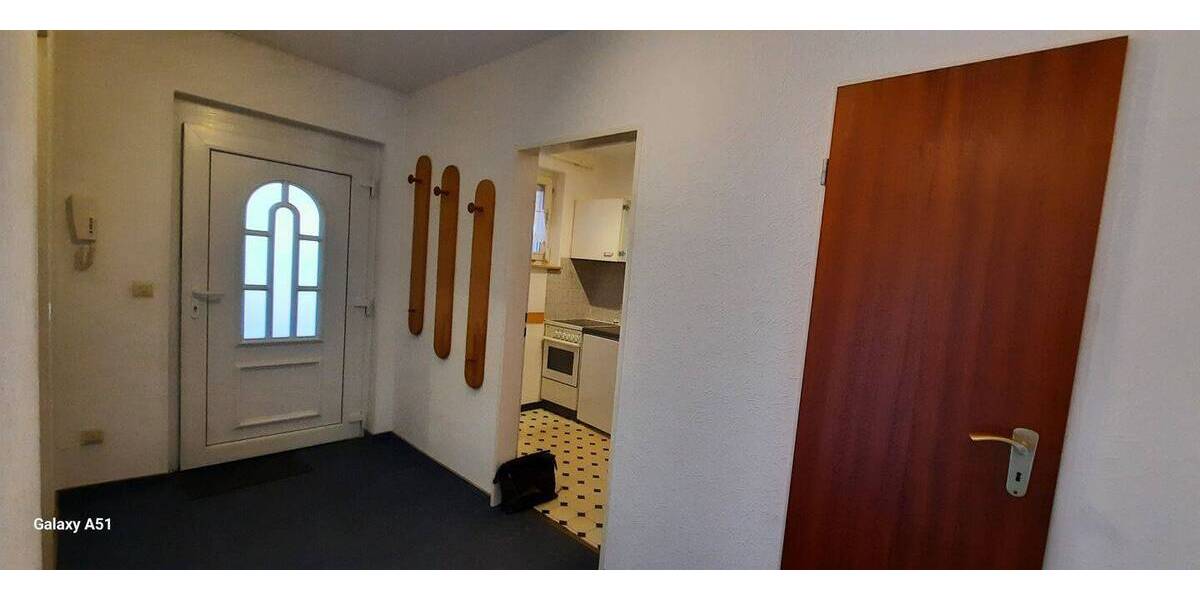 Etagenwohnung Uelzen - 2 Zimmer, 70 m&sup2;, 245&euro; | Angebot:26290209