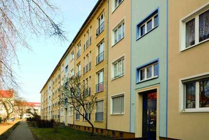 Wohnung zum Mieten in Hoyerswerda 316 € 54.46 m² 2 zimmer