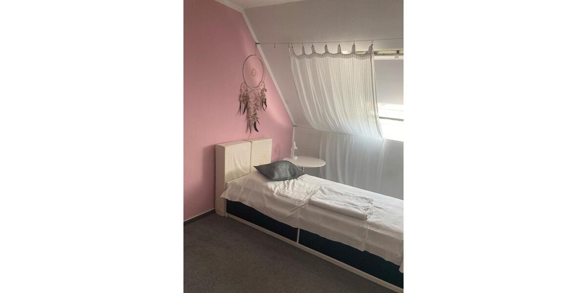 Wohnen auf Zeit Blomberg - 1 Zimmer, 18 m&sup2;, 350&euro; | Angebot:26051051