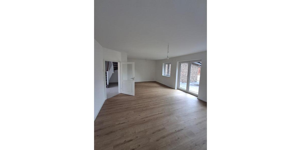 Doppelhaushälfte Horst (Holstein) - 4.5 Zimmer, 108 m&sup2;, 1.700&euro; | Angebot:26646599