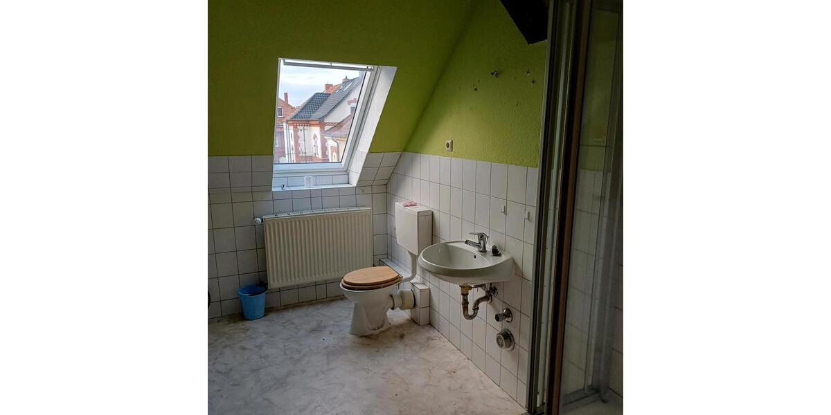 Etagenwohnung Helmstedt - 3 Zimmer, 80 m&sup2;, 350&euro; | Angebot:26061683