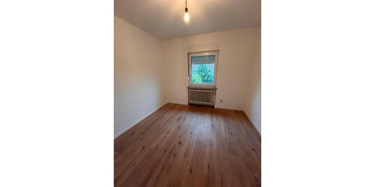 Etagenwohnung Gründau - 3 Zimmer, 78 m&sup2;, 1.050&euro; | Angebot:26495074