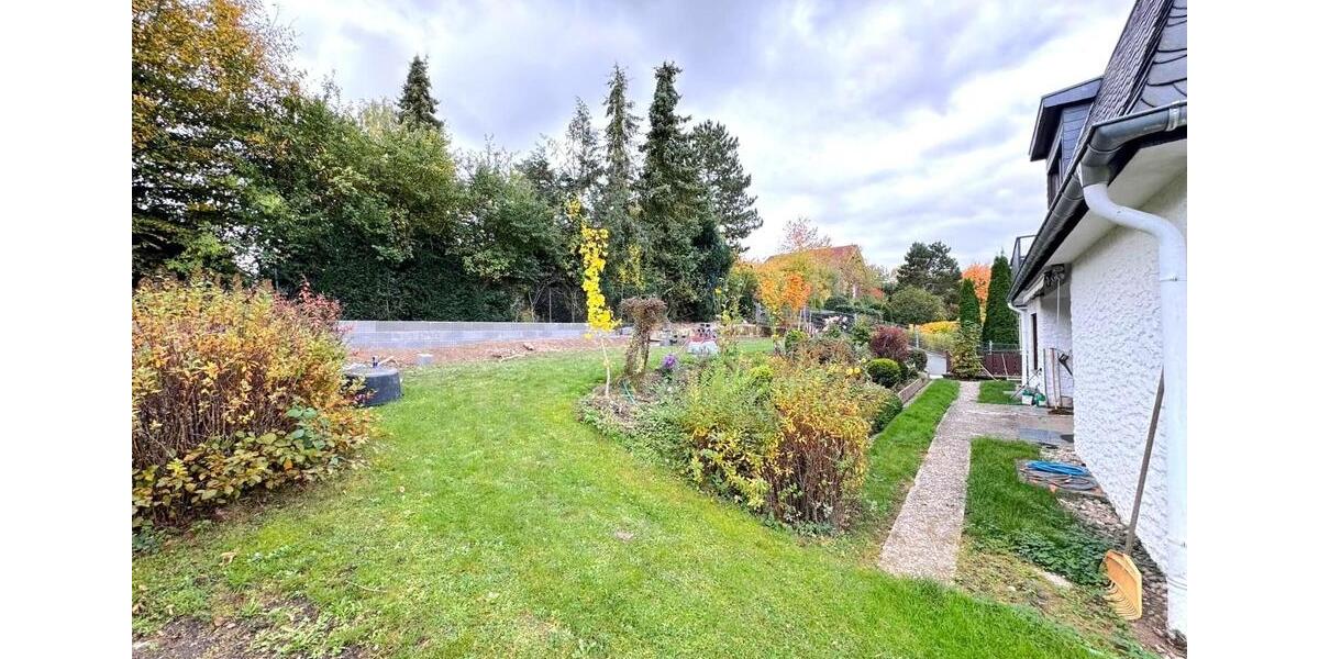 Erdgeschoßwohnung Wiesbaden Nordost - 4 Zimmer, 133 m&sup2;, 1.300&euro; | Angebot:25417642