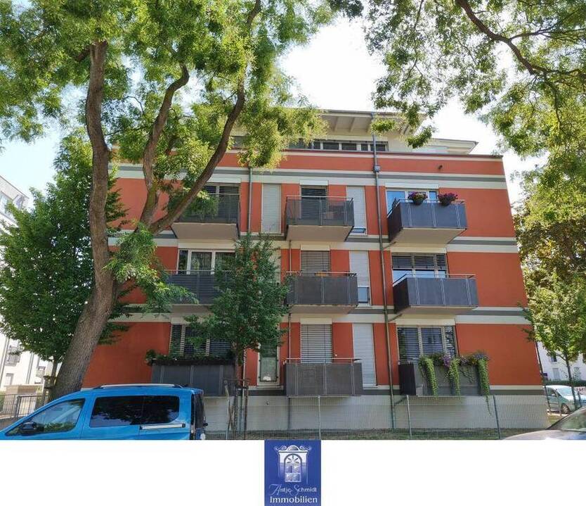 Himmlische Wohnung mit großer Dachterrasse, Fußbodenheizung und Lift!