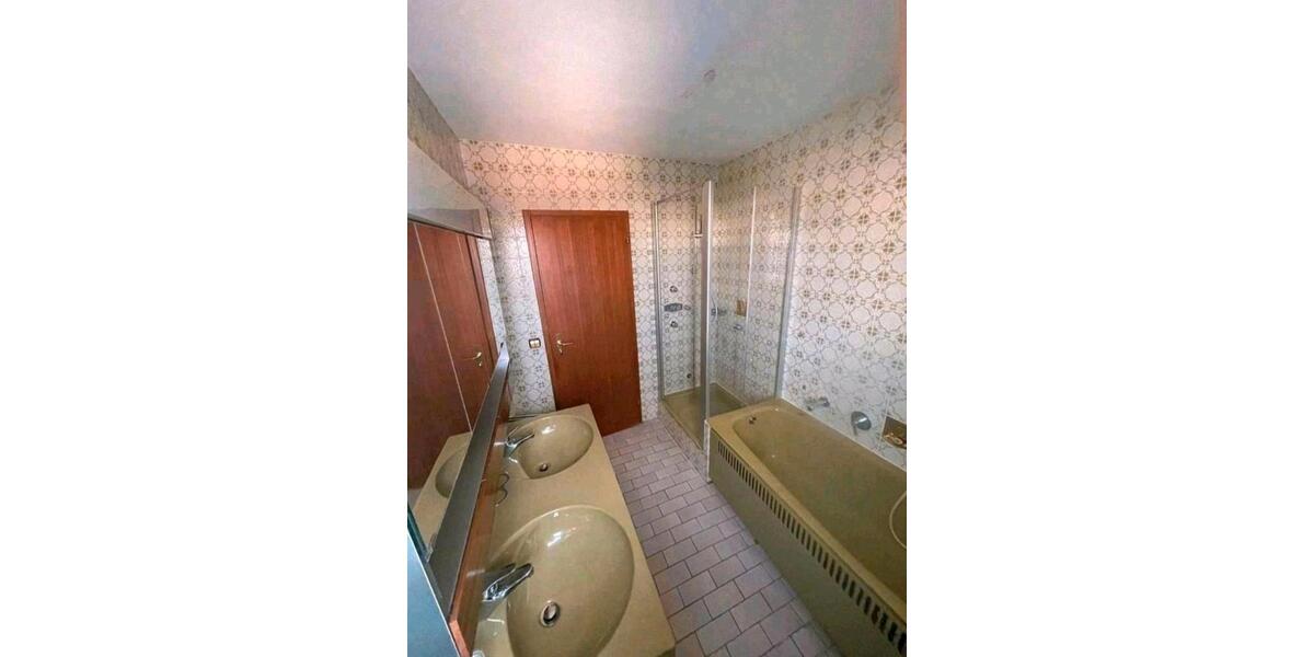 Wohnen auf Zeit Böblingen - 3 Zimmer, 91 m&sup2;, 490&euro; | Angebot:26660815