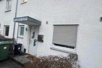 Haus Sandhausen - 4 Zimmer, 105 m&sup2;, 1.750&euro; | Angebot:26671674