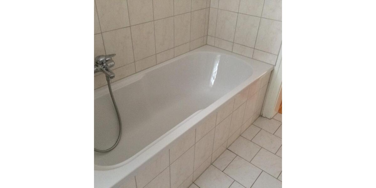 Dachgeschoßwohnung Gotha - 2 Zimmer, 72 m&sup2;, 400&euro; | Angebot:25543325