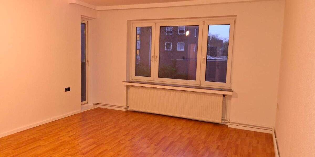Helle 4 Zimmer-Wohnung mit Einbauküche in begehrter Lage in Geestemünde beim Neumarkt 4 zimmer