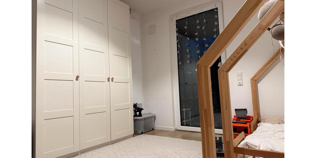 Erdgeschoßwohnung Frankfurt am Main Mitte-West - 3 Zimmer, 80 m&sup2;, 1.430&euro; | Angebot:26630973