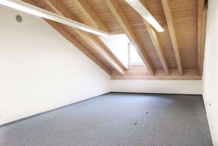 Gewerbeobjekt Burgkirchen an der Alz - 840&euro; | Angebot:13036772