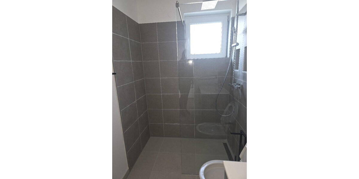 Etagenwohnung Eschborn - 5 Zimmer, 133 m&sup2;, 1.850&euro; | Angebot:26804274