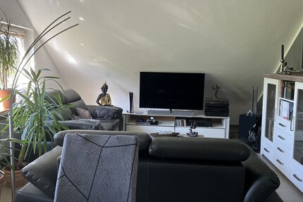 Moderne Dachgeschosswohnung in ruhiger Lage 4 zimmer