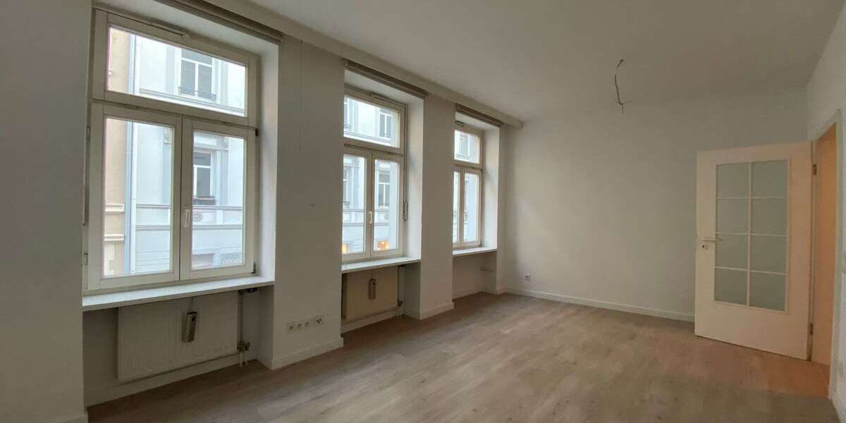 Etagenwohnung Mainz Altstadt - 2 Zimmer, 71 m&sup2;, 1.125&euro; | Angebot:25756154