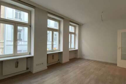 Wohnung Mainz Altstadt - 2 Zimmer, 71 m&sup2;, 1.050&euro; | Angebot:25756154