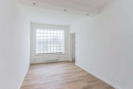 Wohnung Ingolstadt - 3 Zimmer, 50 m&sup2;, 720&euro; | Angebot:26606667