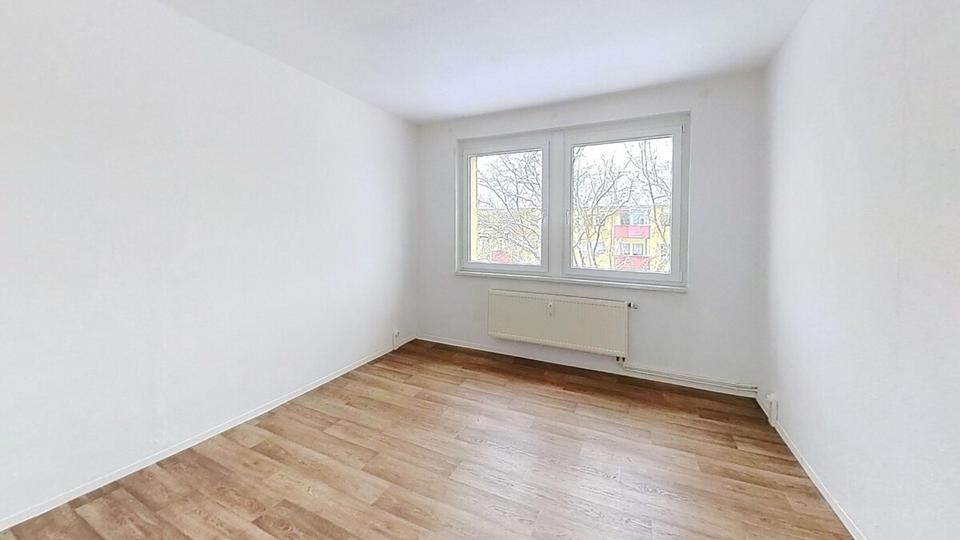 Etagenwohnung Roßleben-Wiehe Wiehe - 4 Zimmer, 75 m&sup2;, 380&euro; | Angebot:24769377