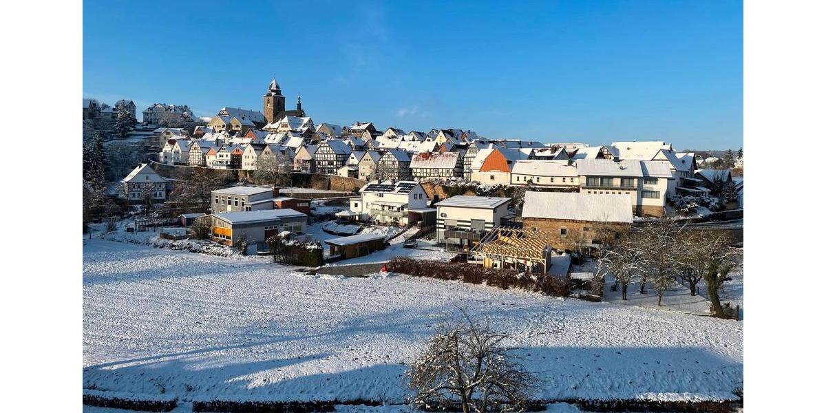 Etagenwohnung Naumburg - 3 Zimmer, 122 m&sup2;, 898&euro; | Angebot:25981874