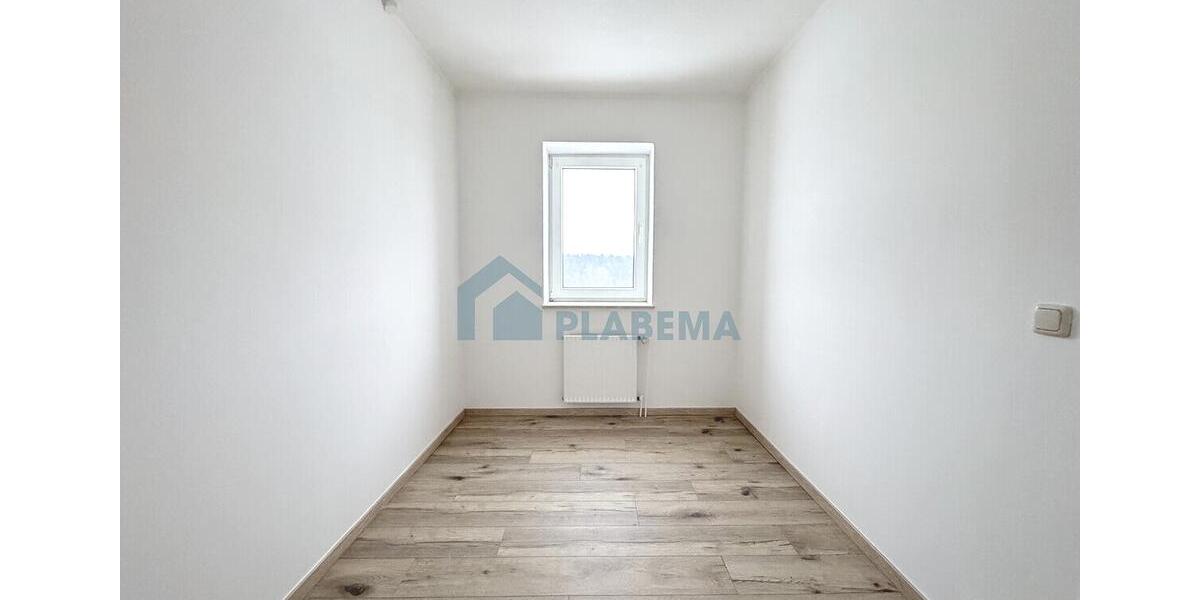 Etagenwohnung Lübz - 4 Zimmer, 84 m&sup2;, 600&euro; | Angebot:24803353