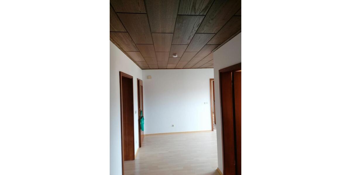 Etagenwohnung Sulzbach-Rosenberg Rosenberg - 3 Zimmer, 86 m&sup2;, 850&euro; | Angebot:25906781