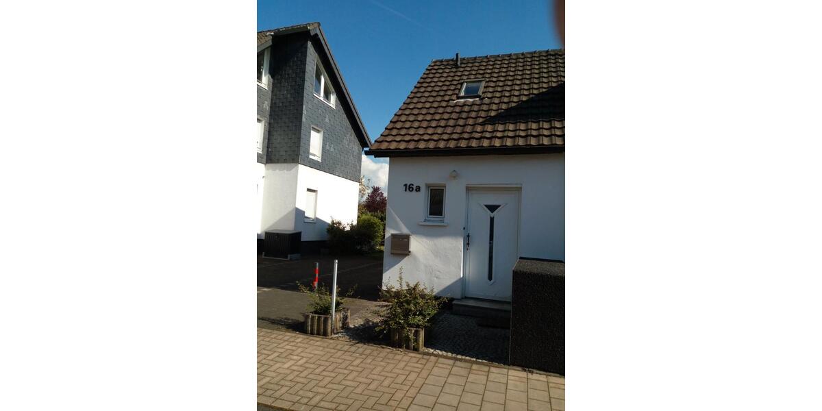 Einfamilienhaus Erkrath - 1 Zimmer, 61 m&sup2;, 760&euro; | Angebot:26481035