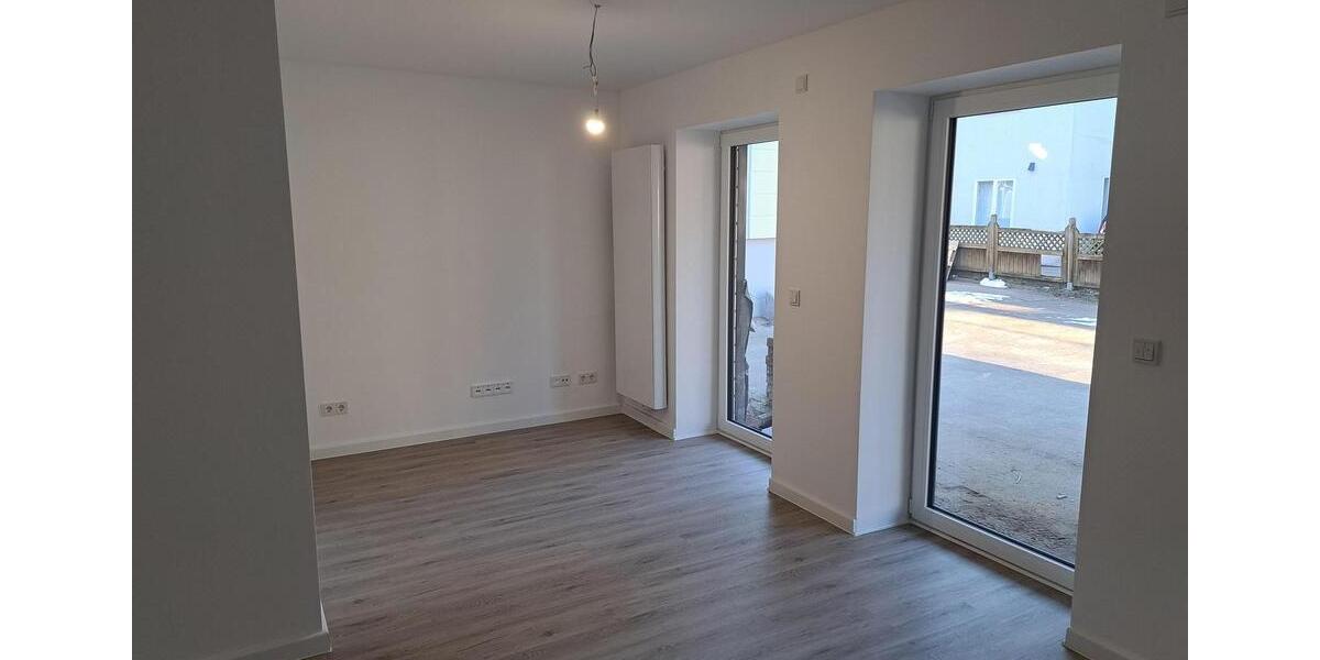 Erdgeschoßwohnung Bad Oldesloe - 2 Zimmer, 90 m&sup2;, 1.170&euro; | Angebot:26399517