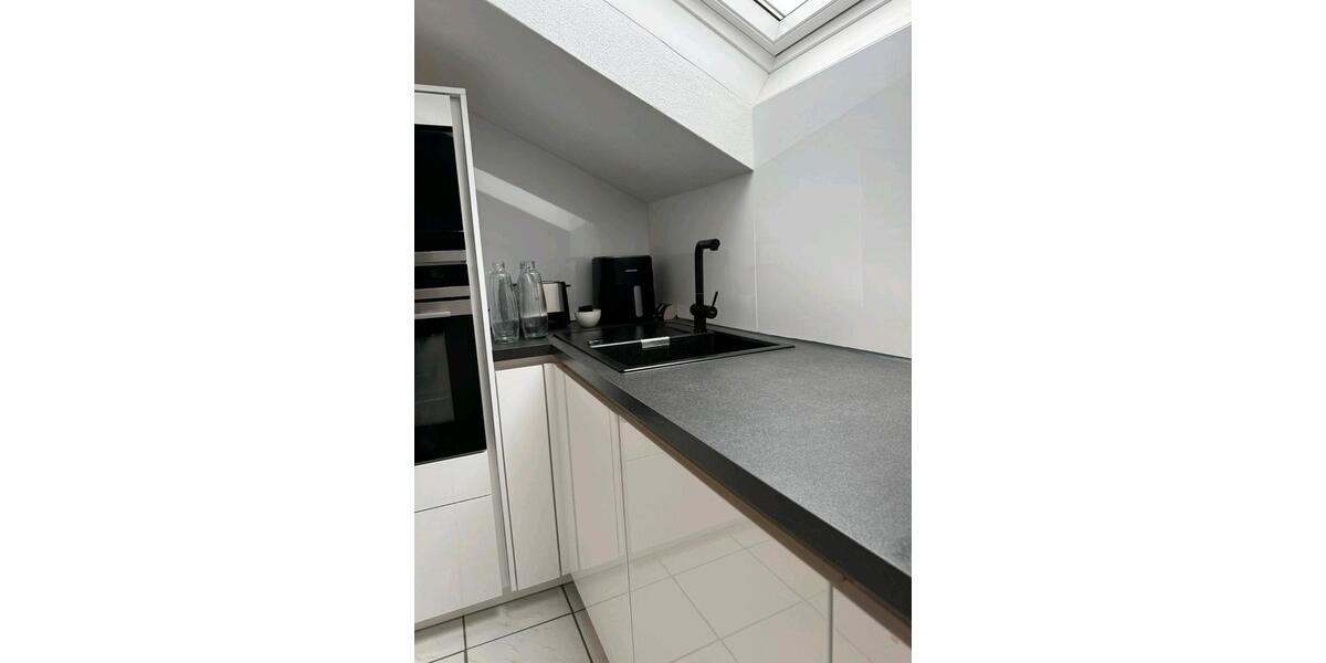 Dachwohnung komplett NEU 2.5 zimmer