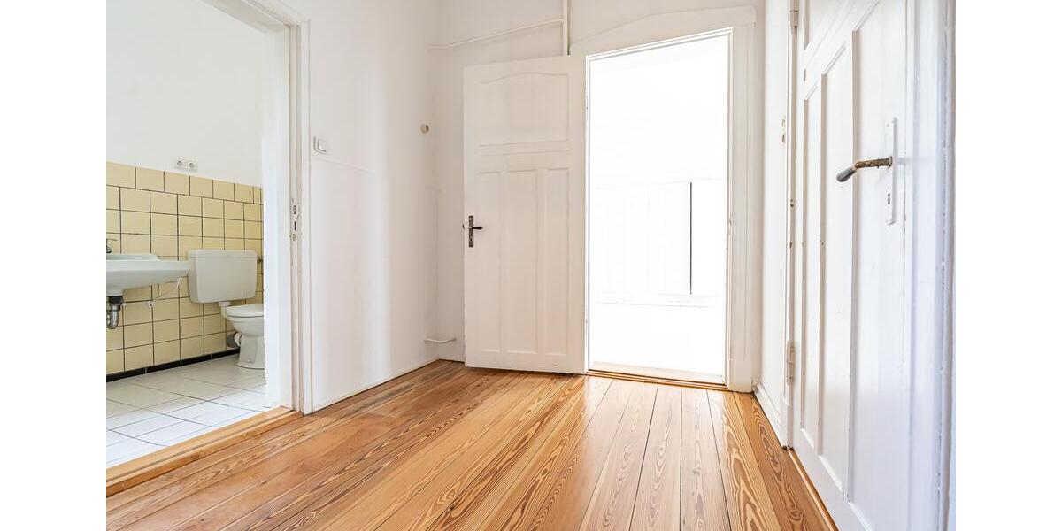 Etagenwohnung Flensburg - 1 Zimmer, 27 m&sup2;, 304&euro; | Angebot:26548883