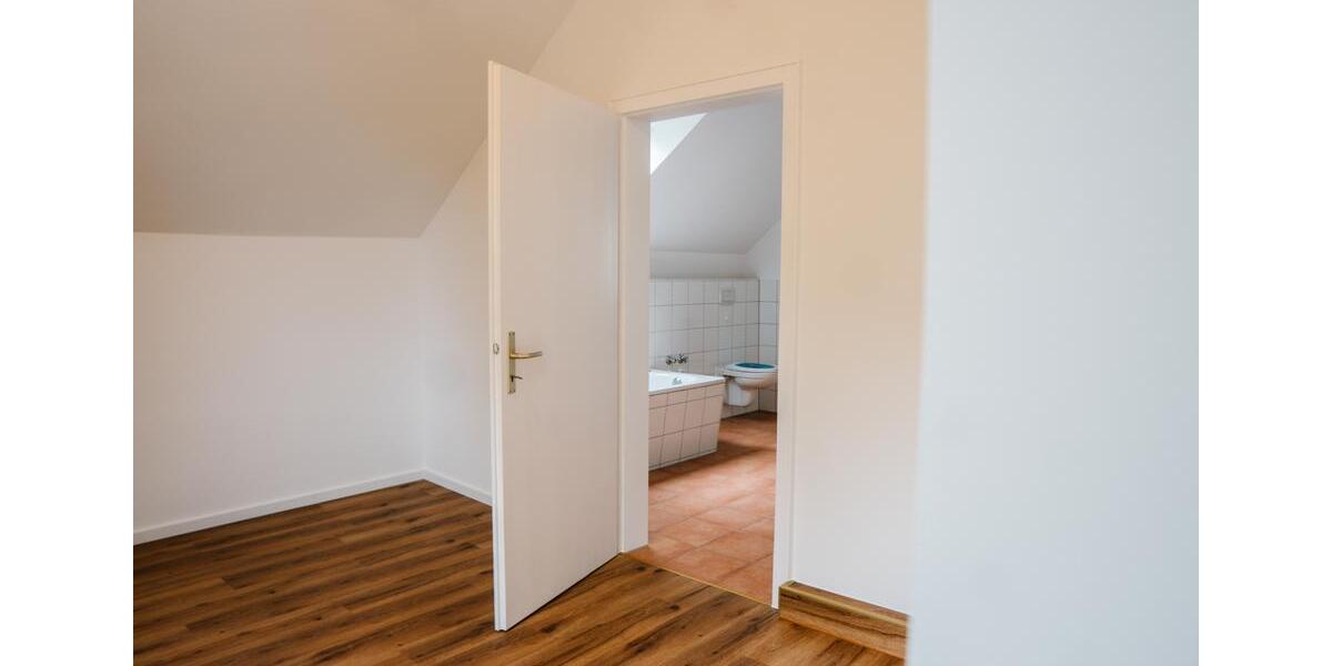 Etagenwohnung Bad Rothenfelde - 5 Zimmer, 140 m&sup2;, 1.120&euro; | Angebot:26545467