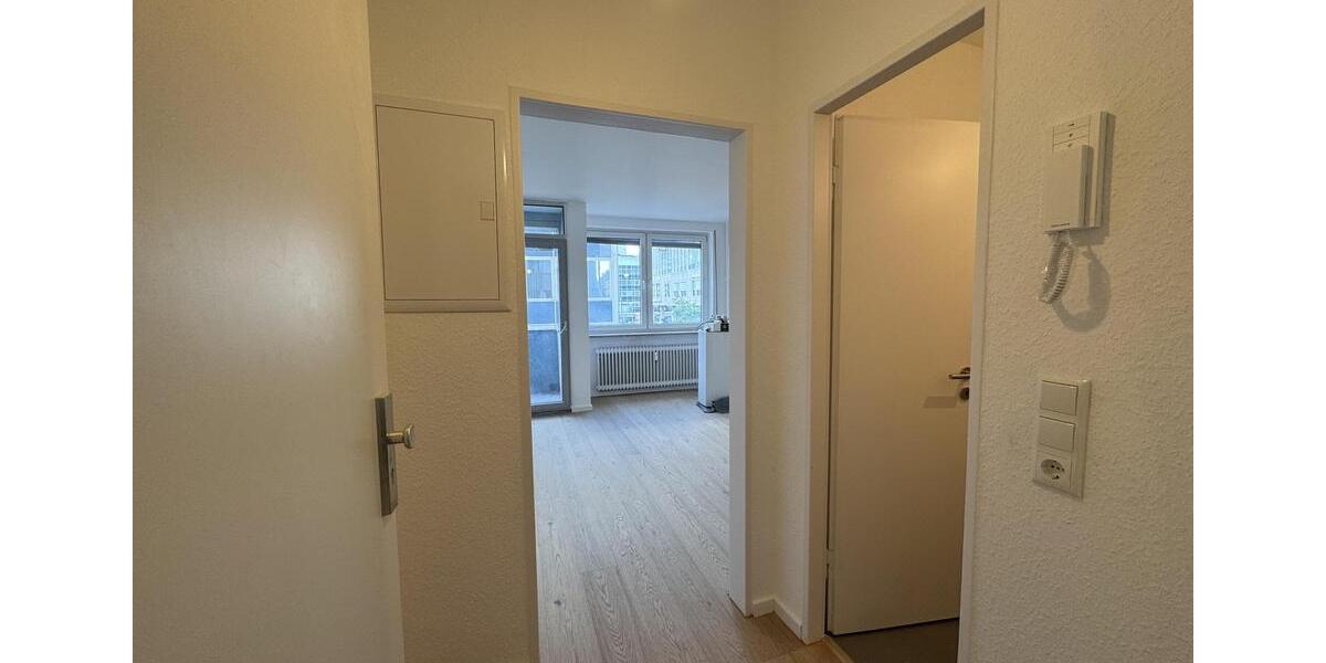 Etagenwohnung Frankfurt am Main Innenstadt - 1 Zimmer, 33 m&sup2;, 760&euro; | Angebot:26649008