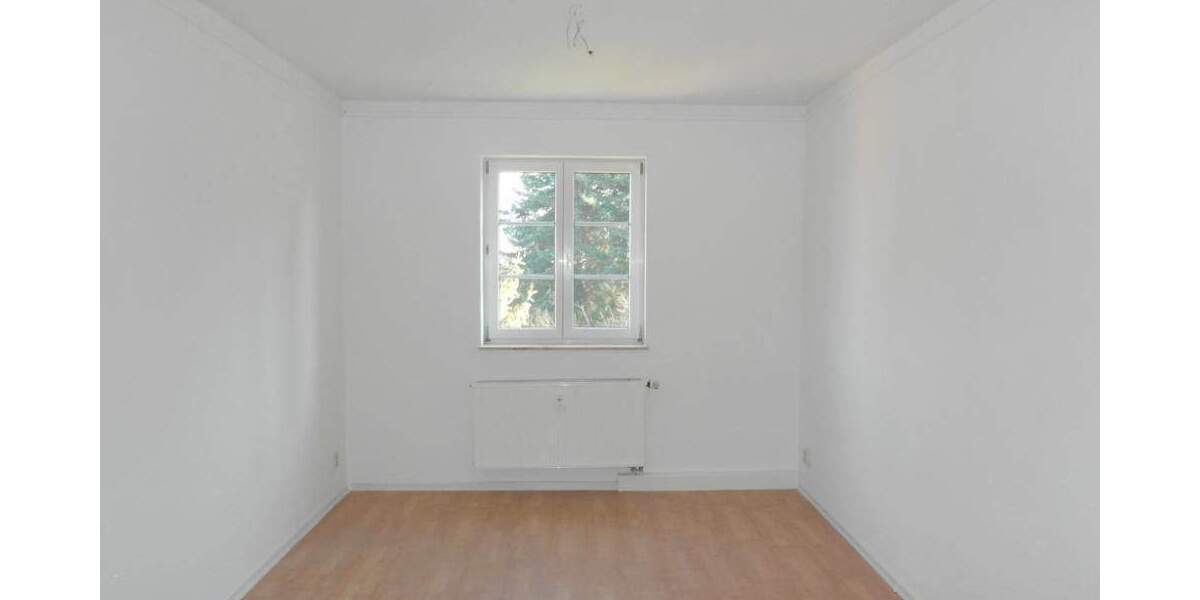 Etagenwohnung Döbeln - 3 Zimmer, 72 m&sup2;, 440&euro; | Angebot:25898672